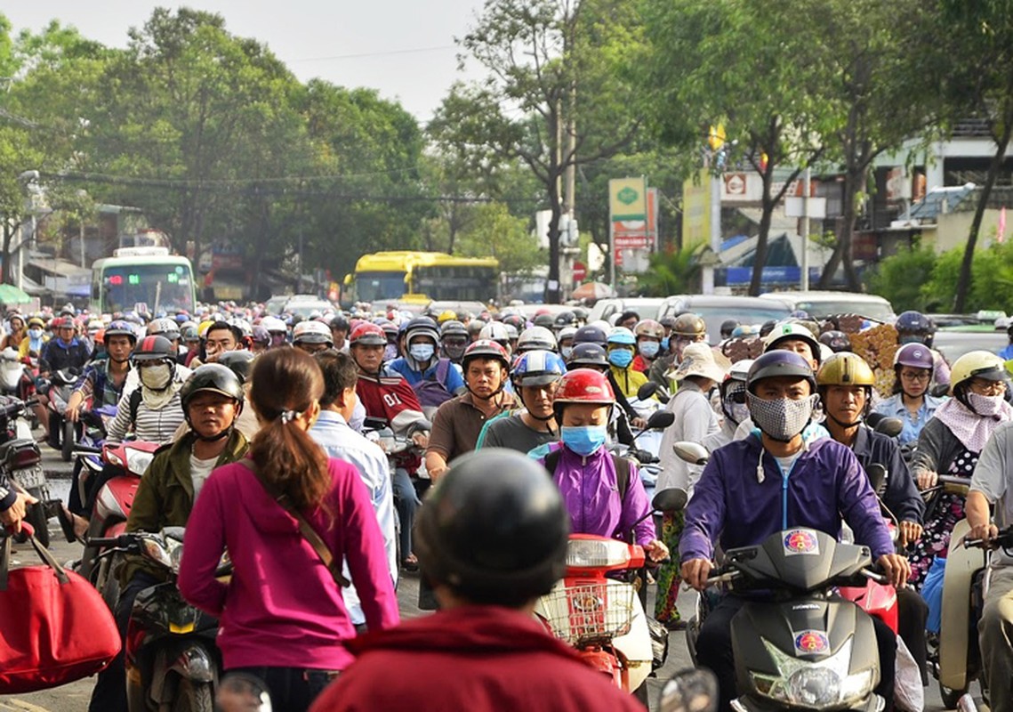 Nhieu tuyen duong Sai Gon ket cung sang dau tuan sau nghi Tet-Hinh-11